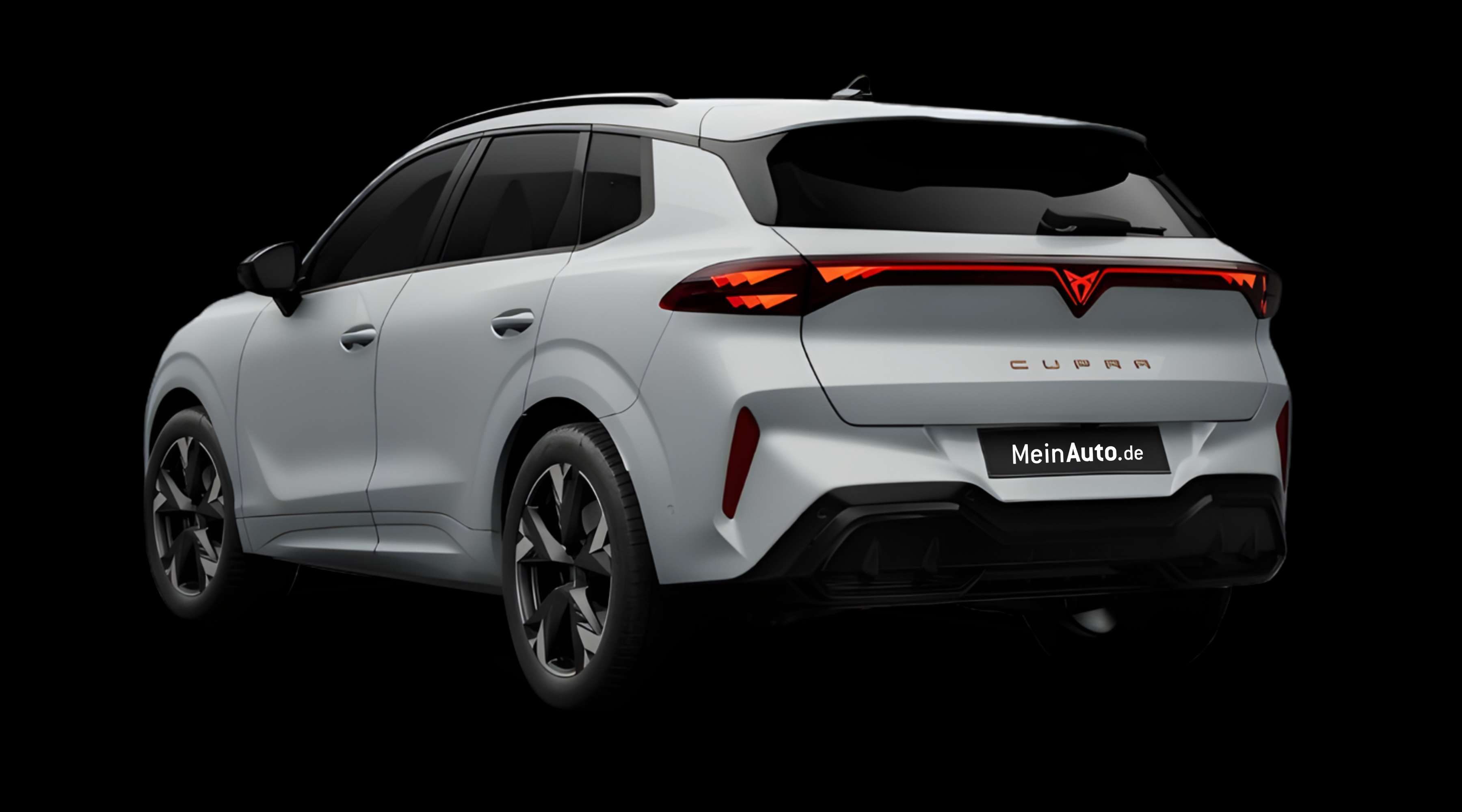 Schräge Heckansicht eines CUPRA Terramar, freigestellt