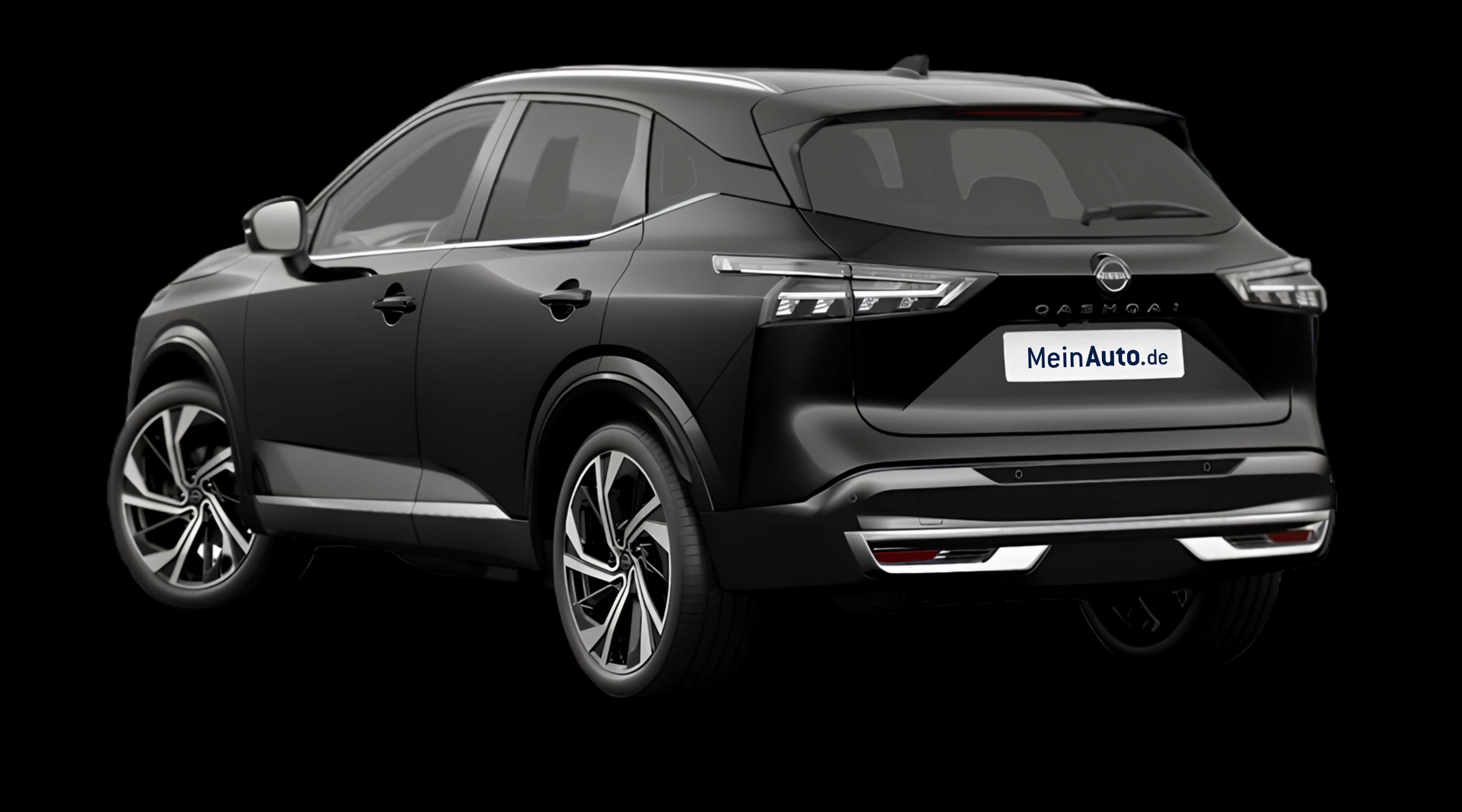 Schräge Heckansicht eines Nissan Qashqai, freigestellt