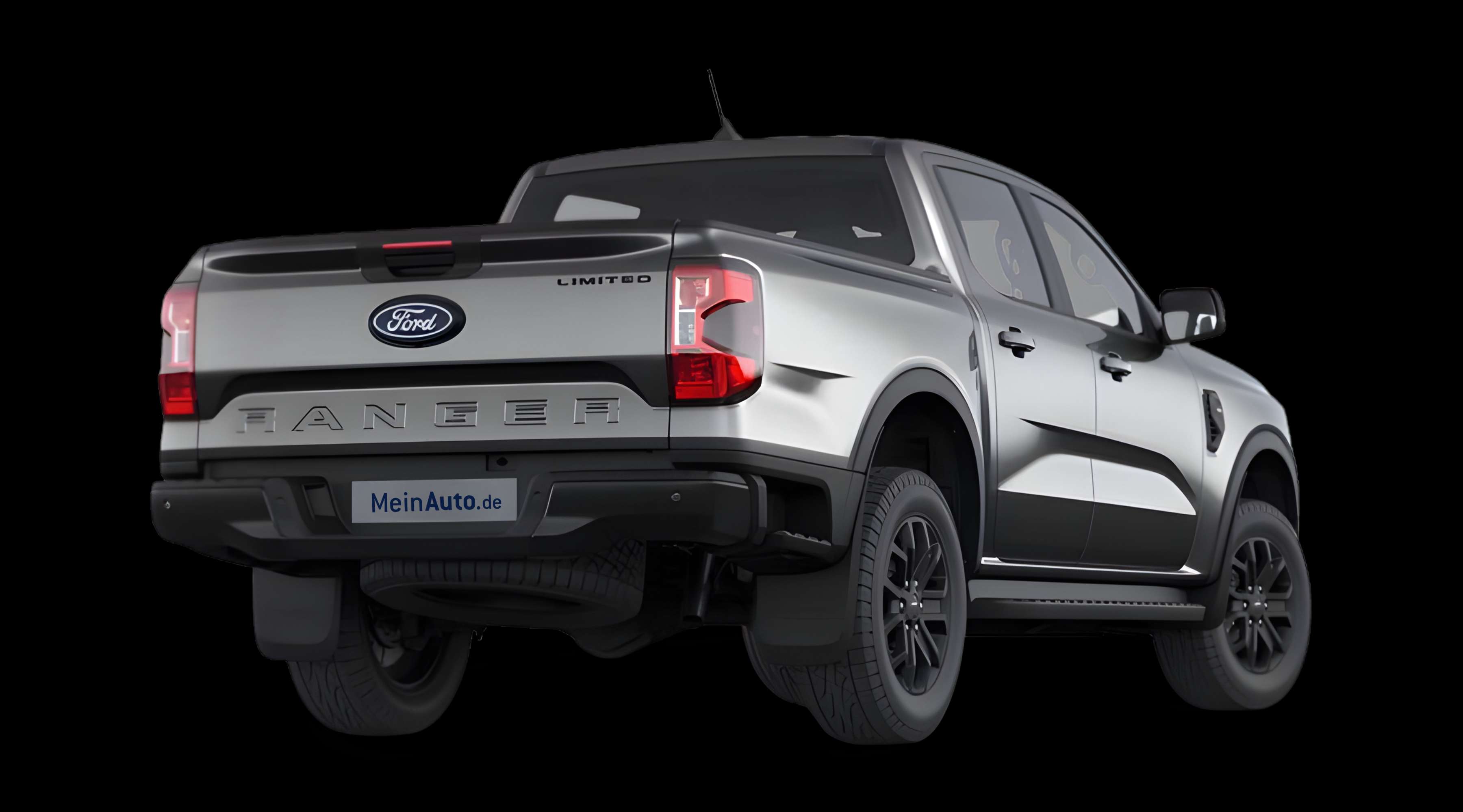 Schräge Heckansicht eines Ford Ranger, freigestellt