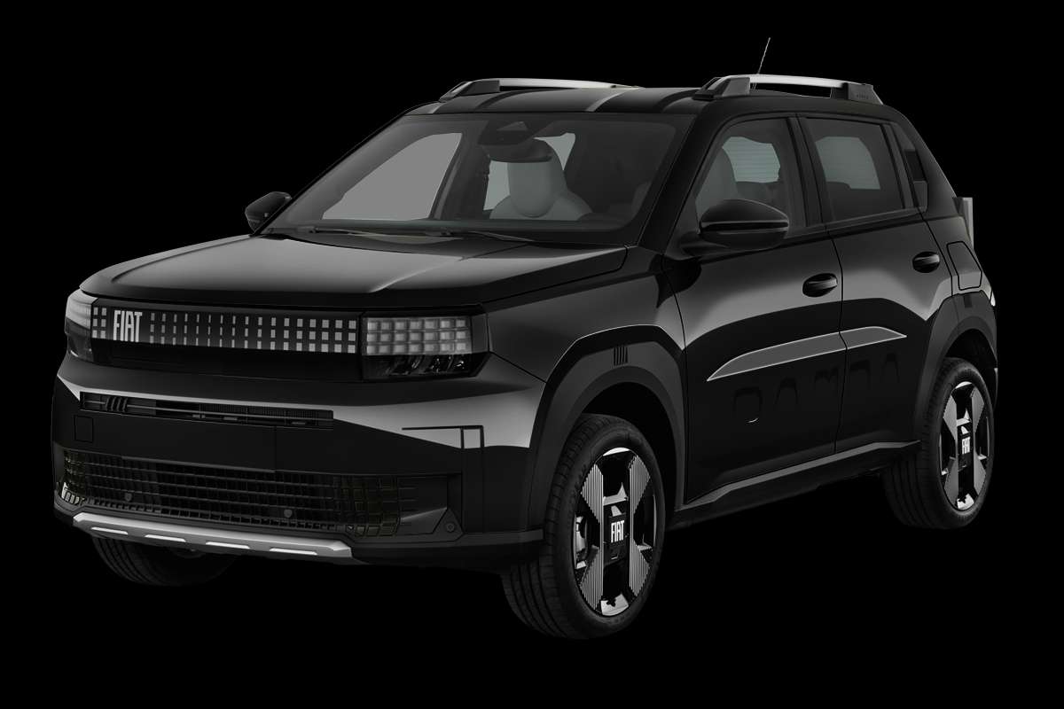 Schräge Frontansicht eines Fiat Grande Panda, freigestellt