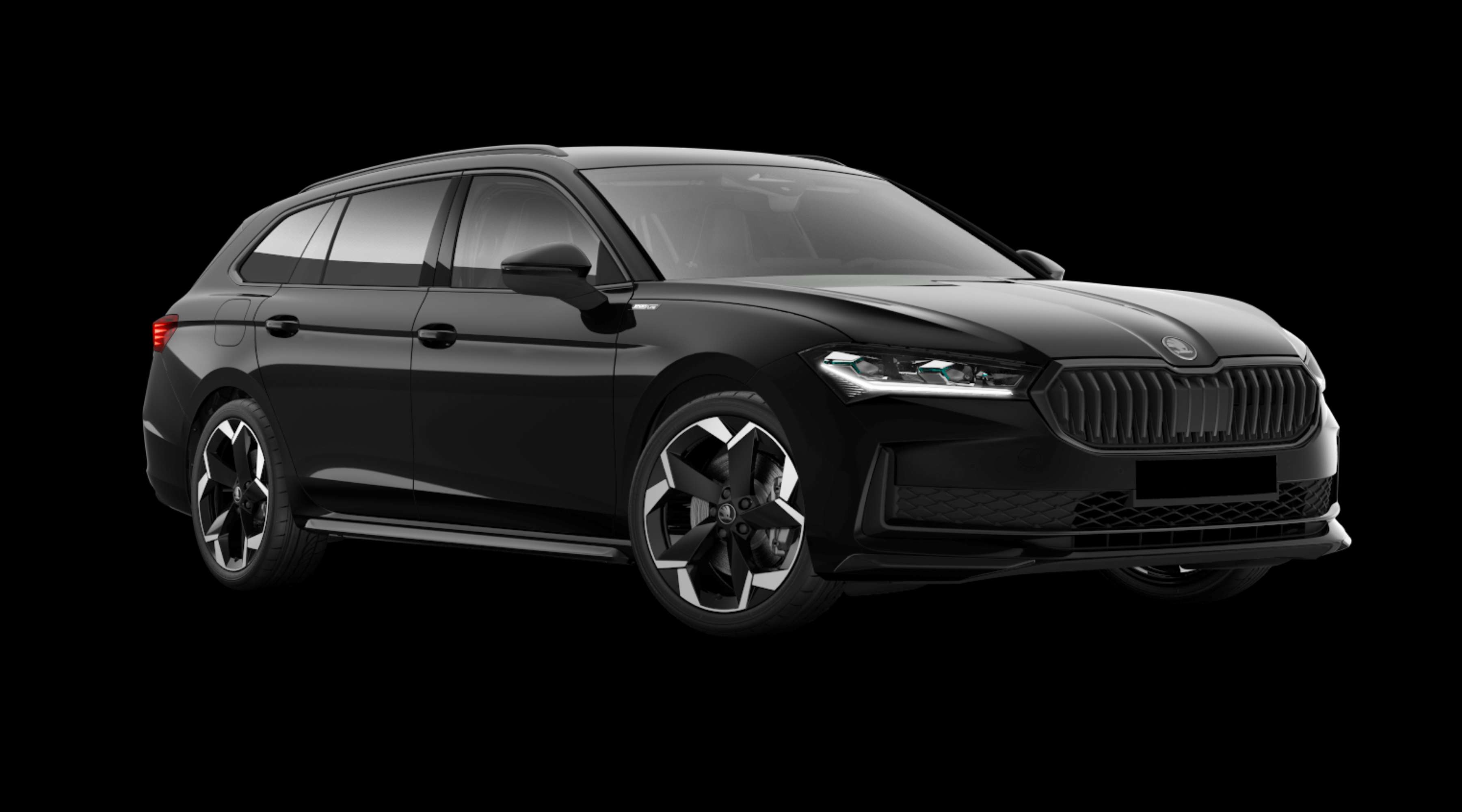 Schräge Frontansicht eines Skoda Superb, freigestellt