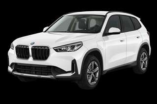 Schräge Frontansicht auf einen BMW X1 , freigestellt