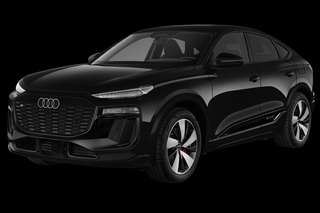 Schräge Frontansicht auf einen Audi SQ6 Sportback e-tron , freigestellt