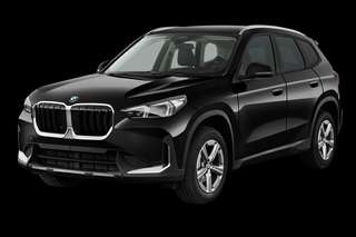 Schräge Frontansicht auf einen BMW X1 , freigestellt