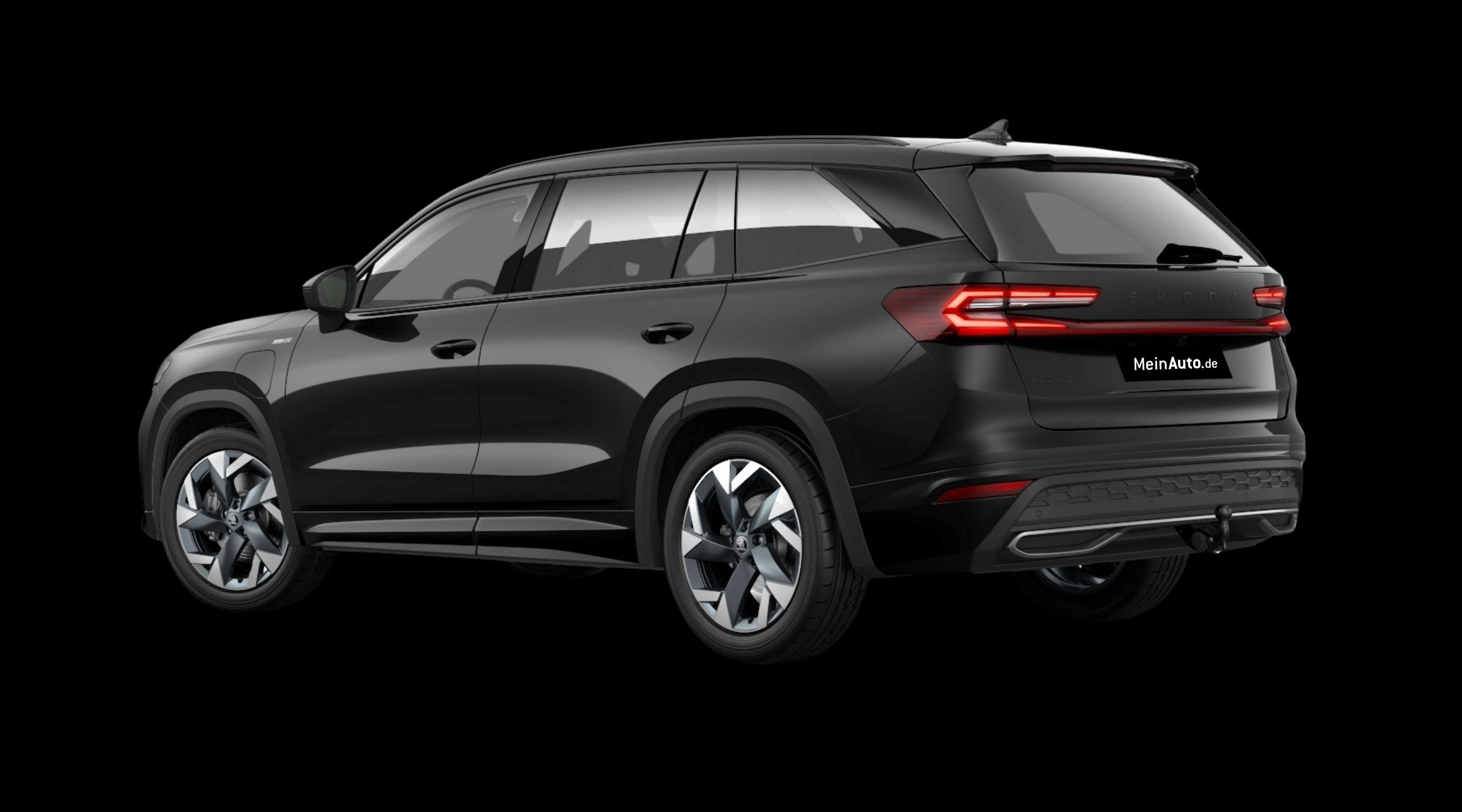 Schräge Heckansicht eines Skoda Kodiaq, freigestellt
