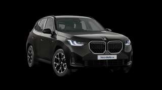 Schräge Frontansicht auf einen BMW X3 , freigestellt