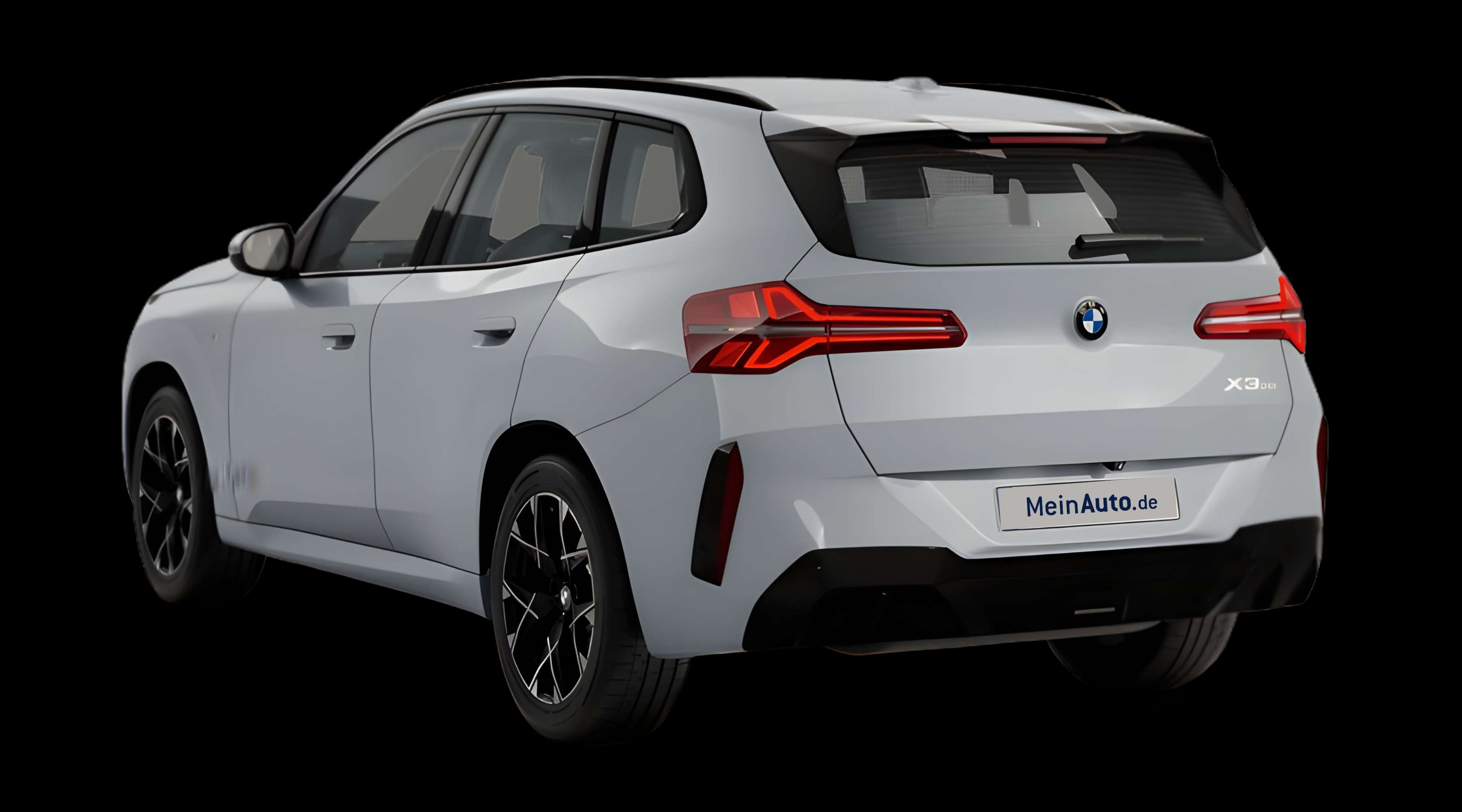 Schräge Heckansicht eines BMW X3, freigestellt