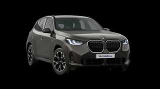 Schräge Frontansicht auf einen BMW X3 , freigestellt