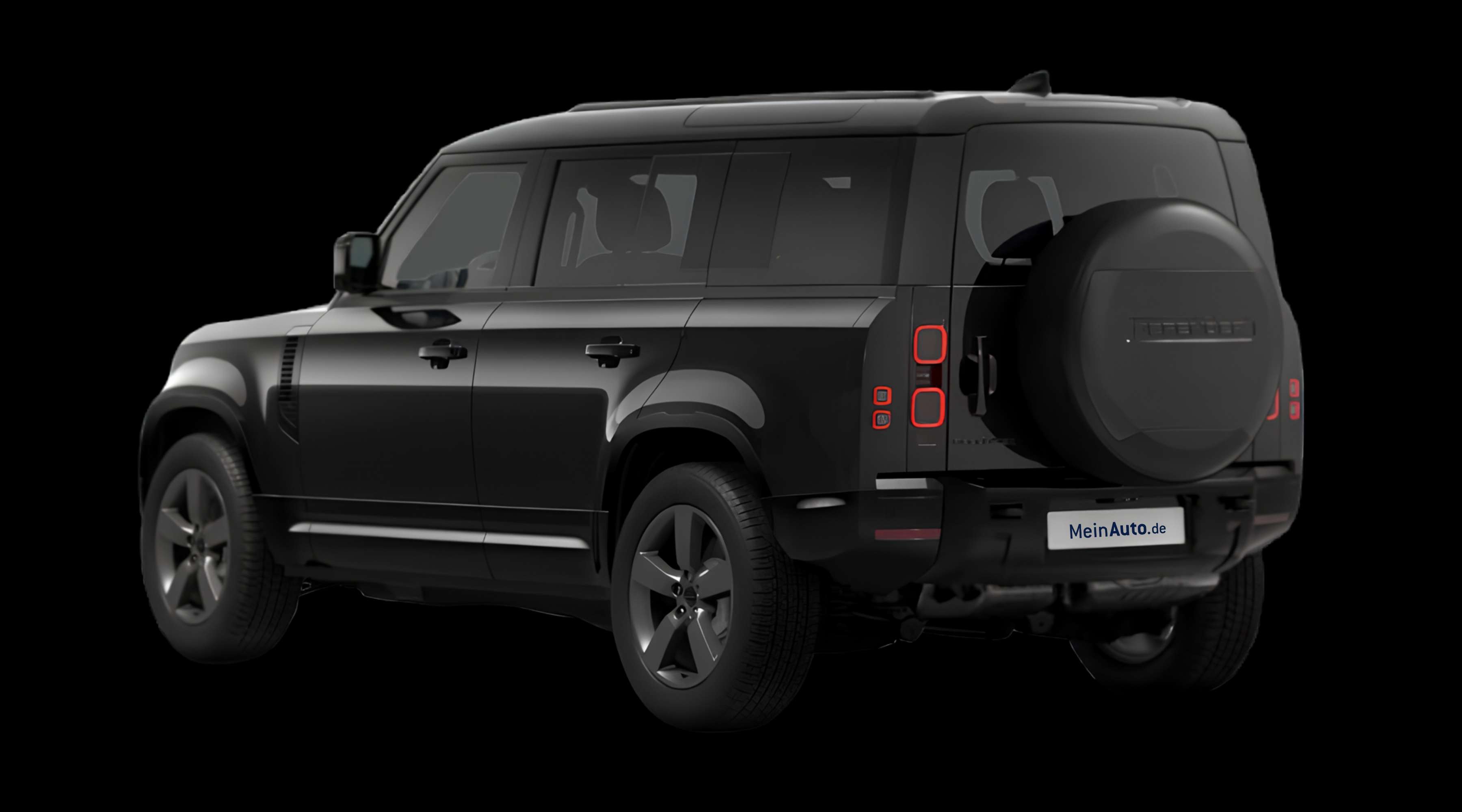 Schräge Heckansicht eines Land Rover Defender, freigestellt