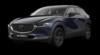 Schräge Frontansicht auf einen Mazda CX-30 Homura, freigestellt