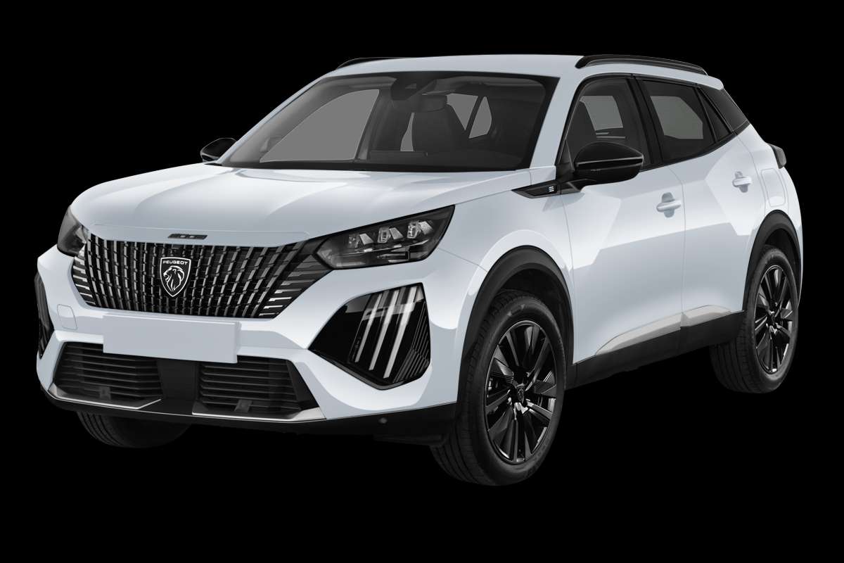 Schräge Frontansicht eines Peugeot e-2008, freigestellt
