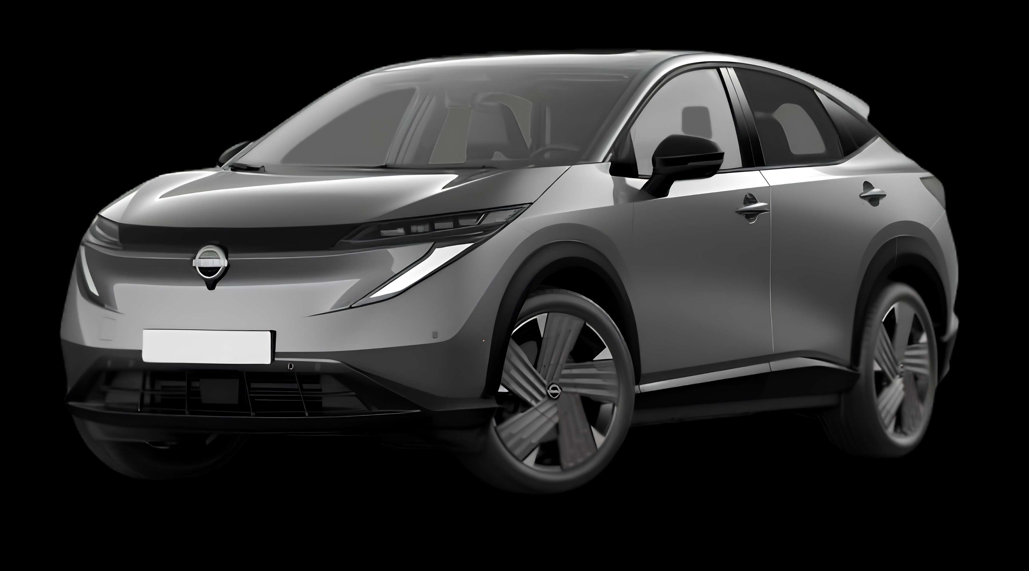 Schräge Frontansicht eines Nissan Ariya, freigestellt