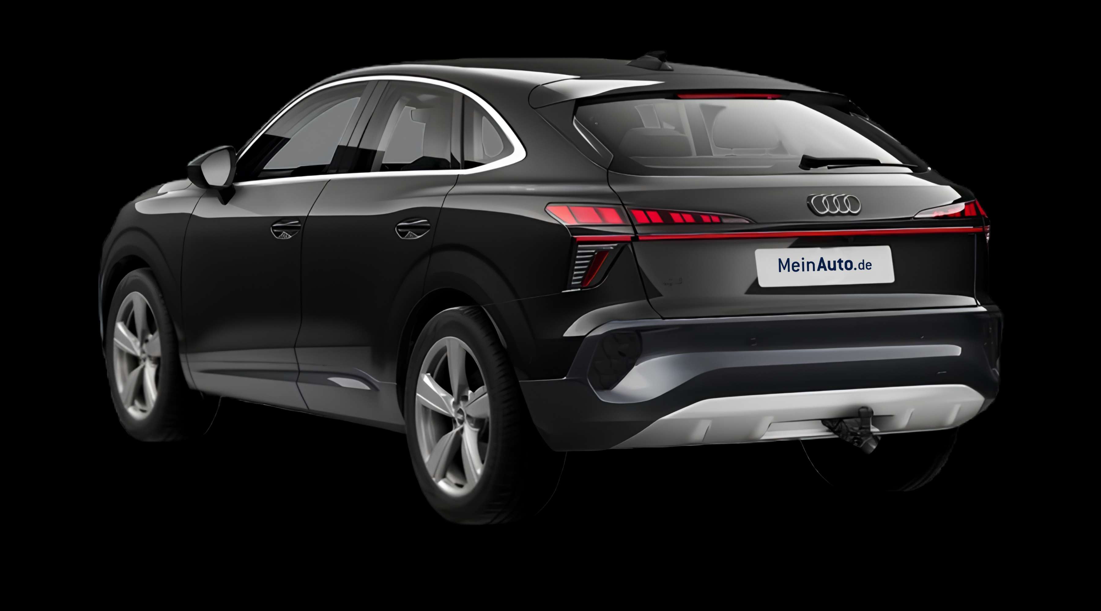 Schräge Heckansicht eines Audi Q3 Sportback, freigestellt