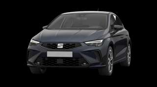 Schräge Frontansicht auf einen SEAT Ibiza FR, freigestellt