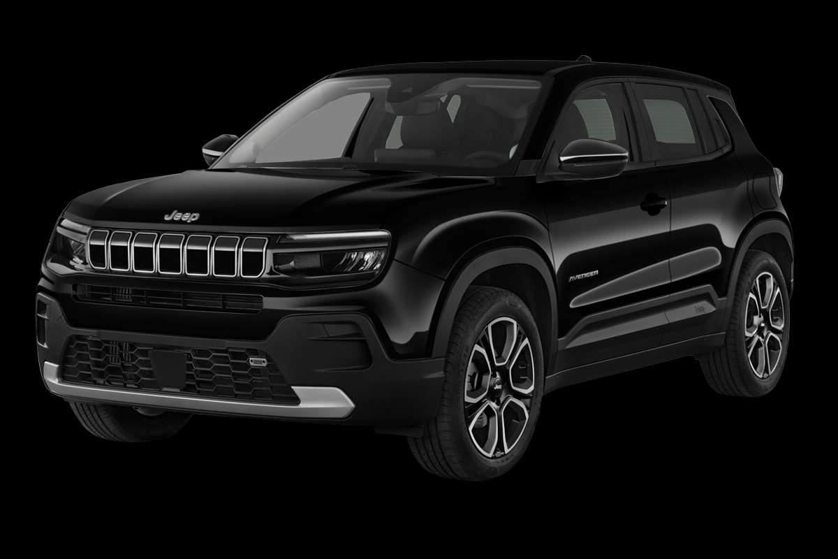 Schräge Frontansicht eines Jeep Avenger, freigestellt