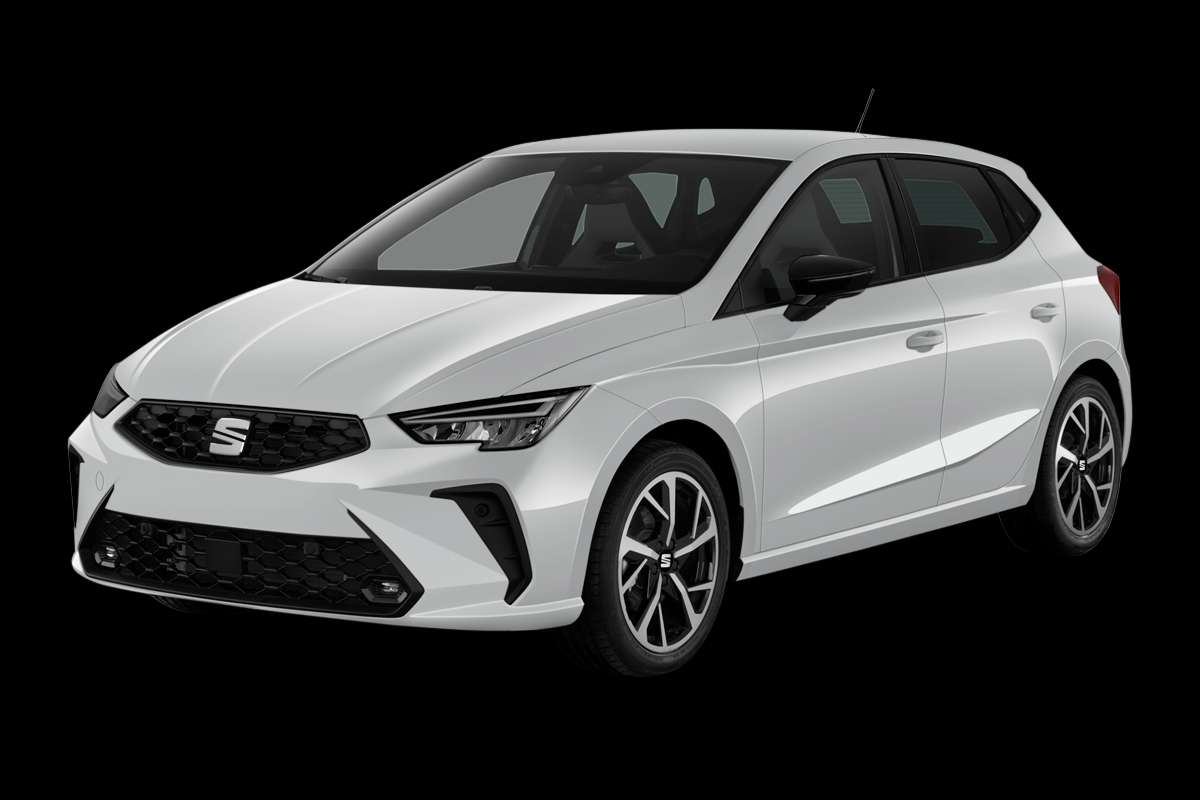 Schräge Frontansicht eines SEAT Ibiza, freigestellt