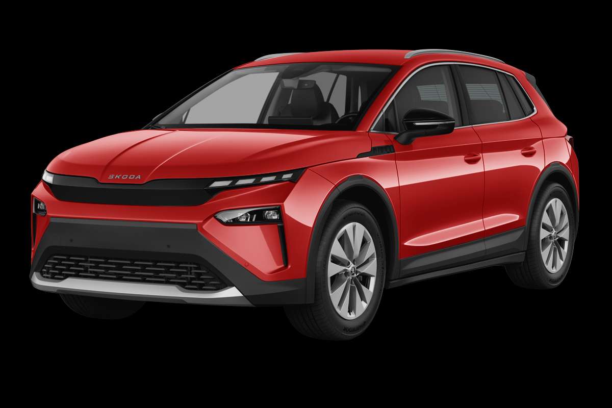 Schräge Frontansicht eines Skoda Elroq, freigestellt