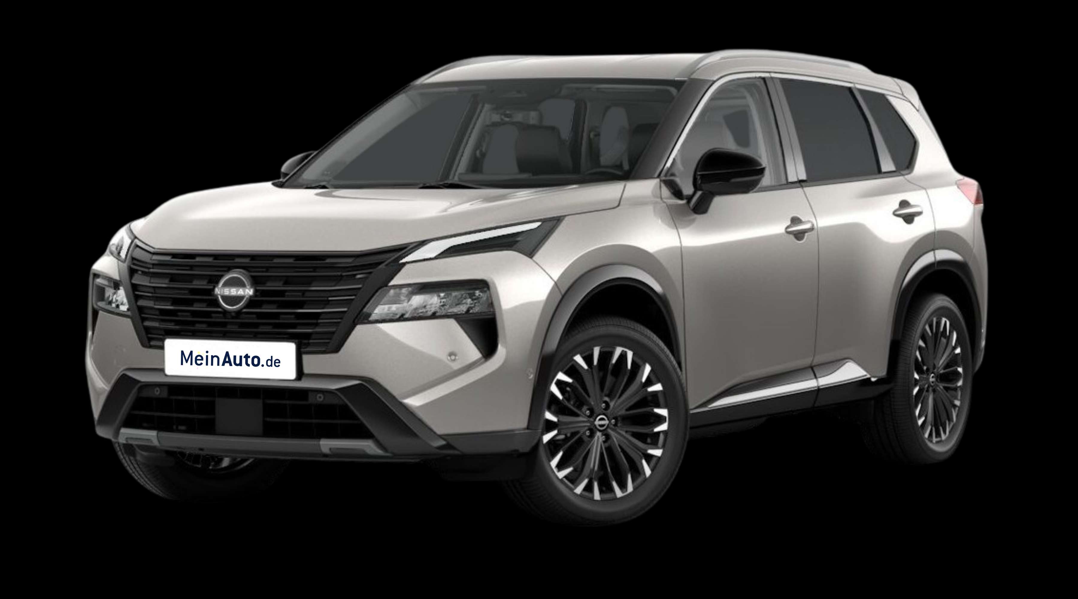 Schräge Frontansicht eines Nissan X-TRAIL, freigestellt
