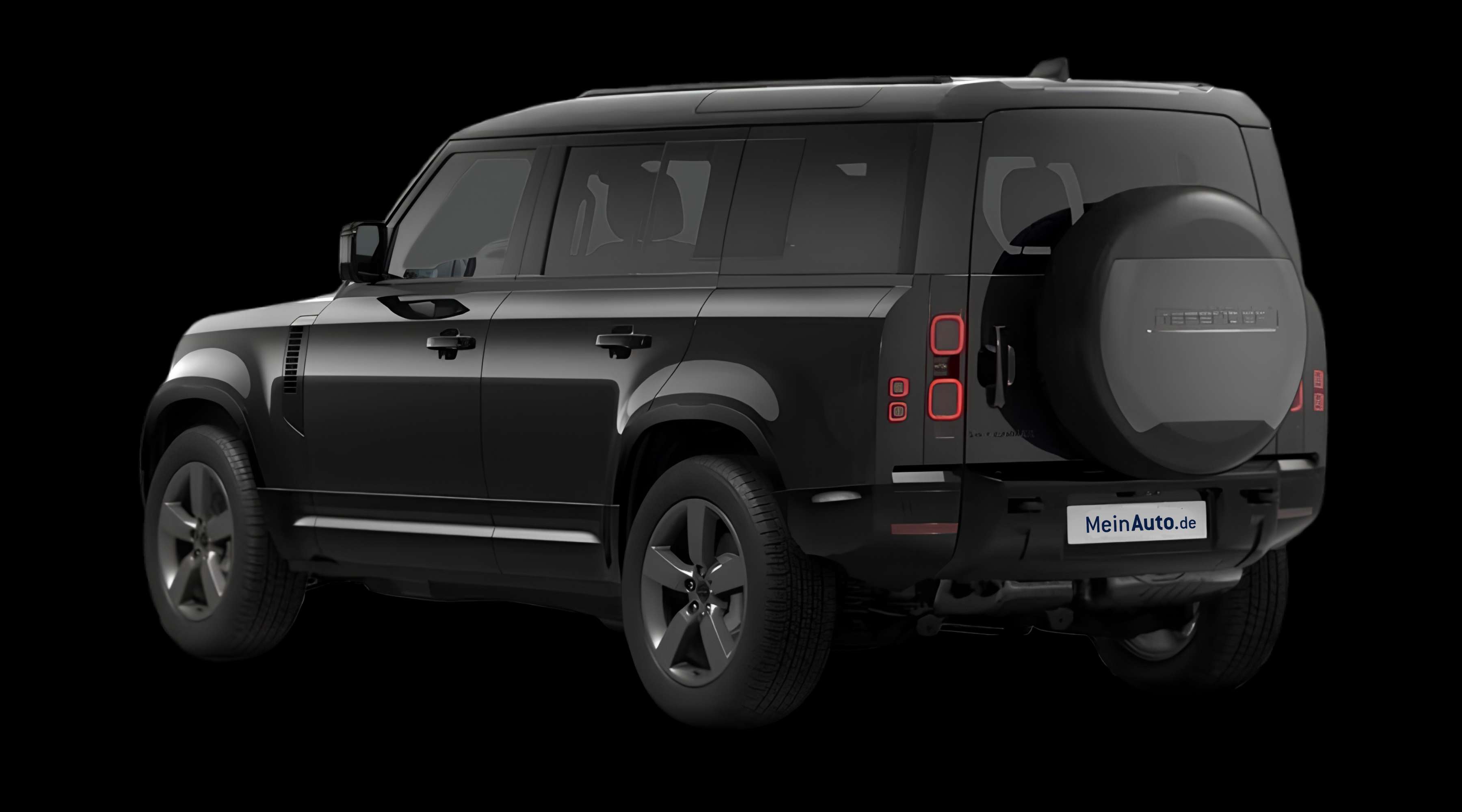 Schräge Heckansicht eines Land Rover Defender, freigestellt