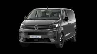 Schräge Frontansicht auf einen Opel Zafira GS, freigestellt