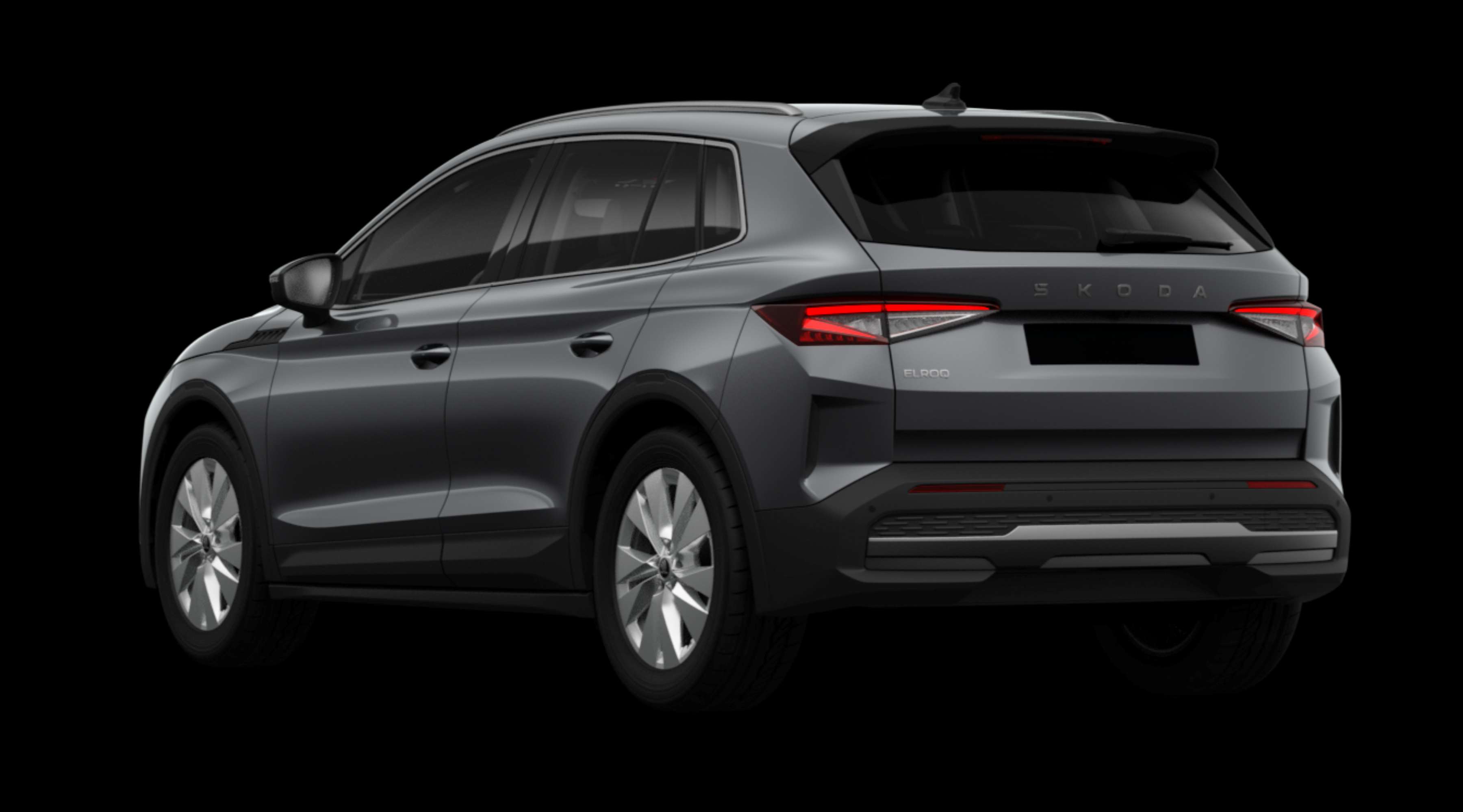 Schräge Heckansicht eines Skoda Elroq, freigestellt