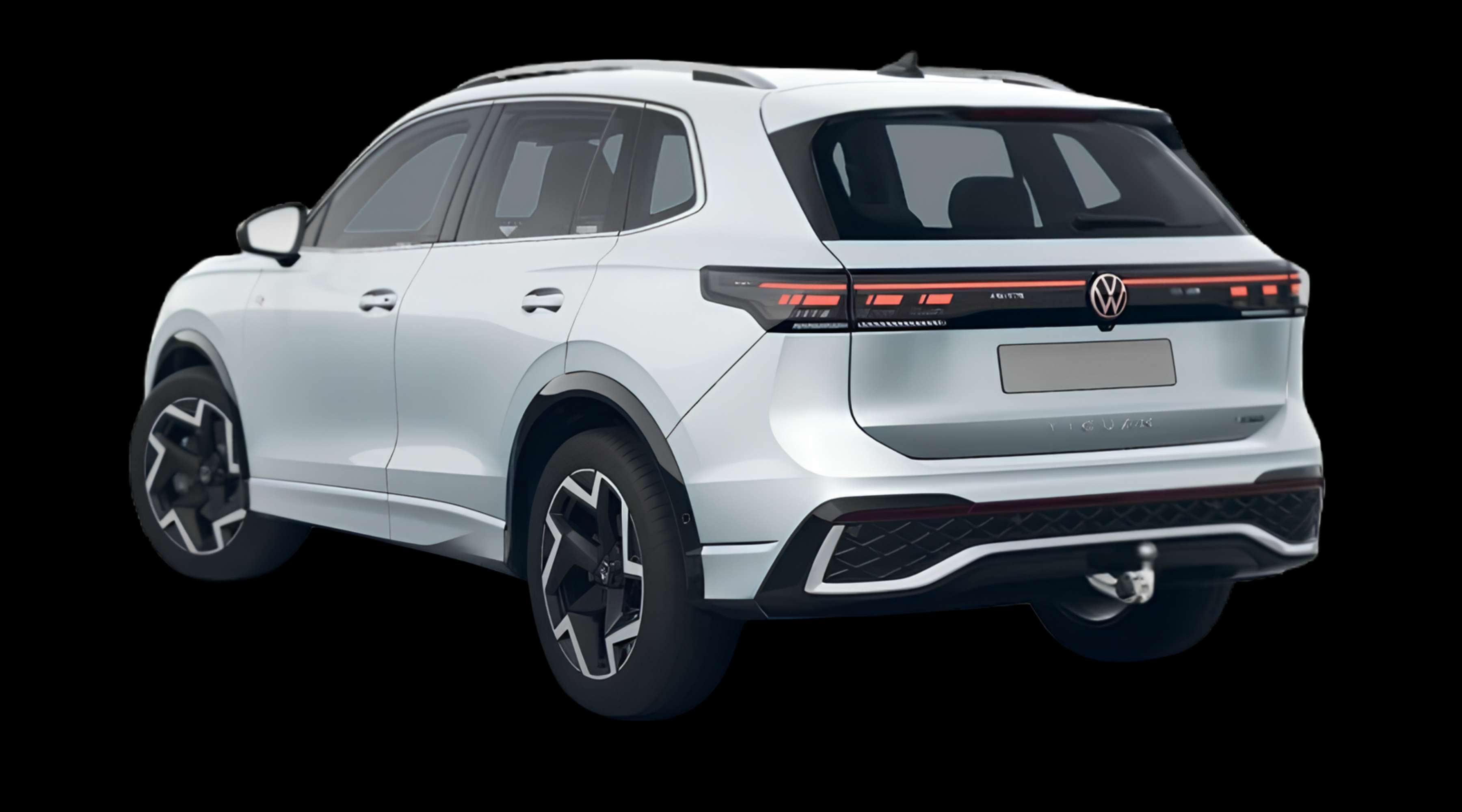 Schräge Heckansicht eines Volkswagen Tiguan, freigestellt