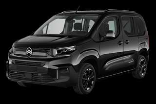 Schräge Frontansicht auf einen Citroën Berlingo MAX, freigestellt