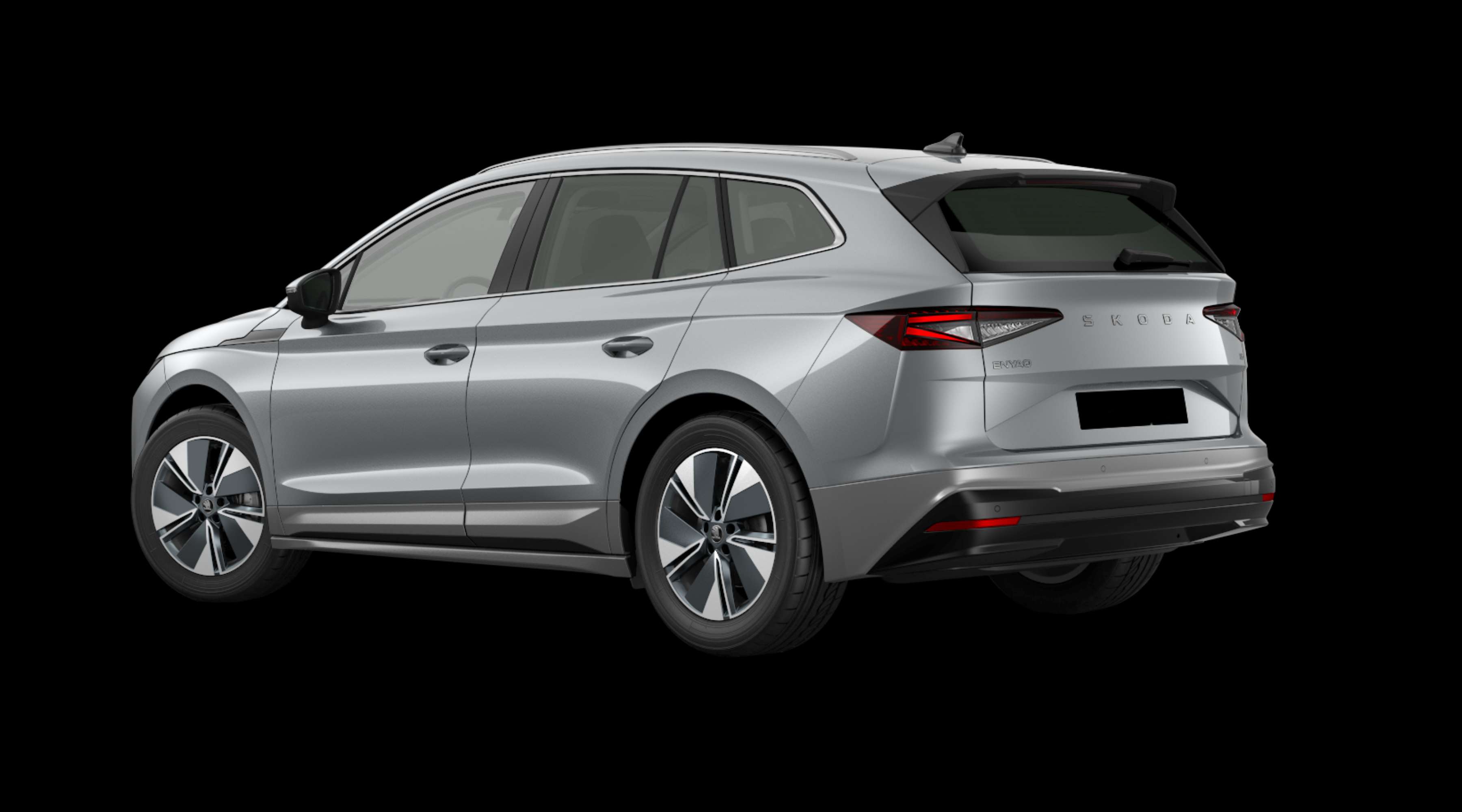 Schräge Heckansicht eines Skoda Enyaq, freigestellt