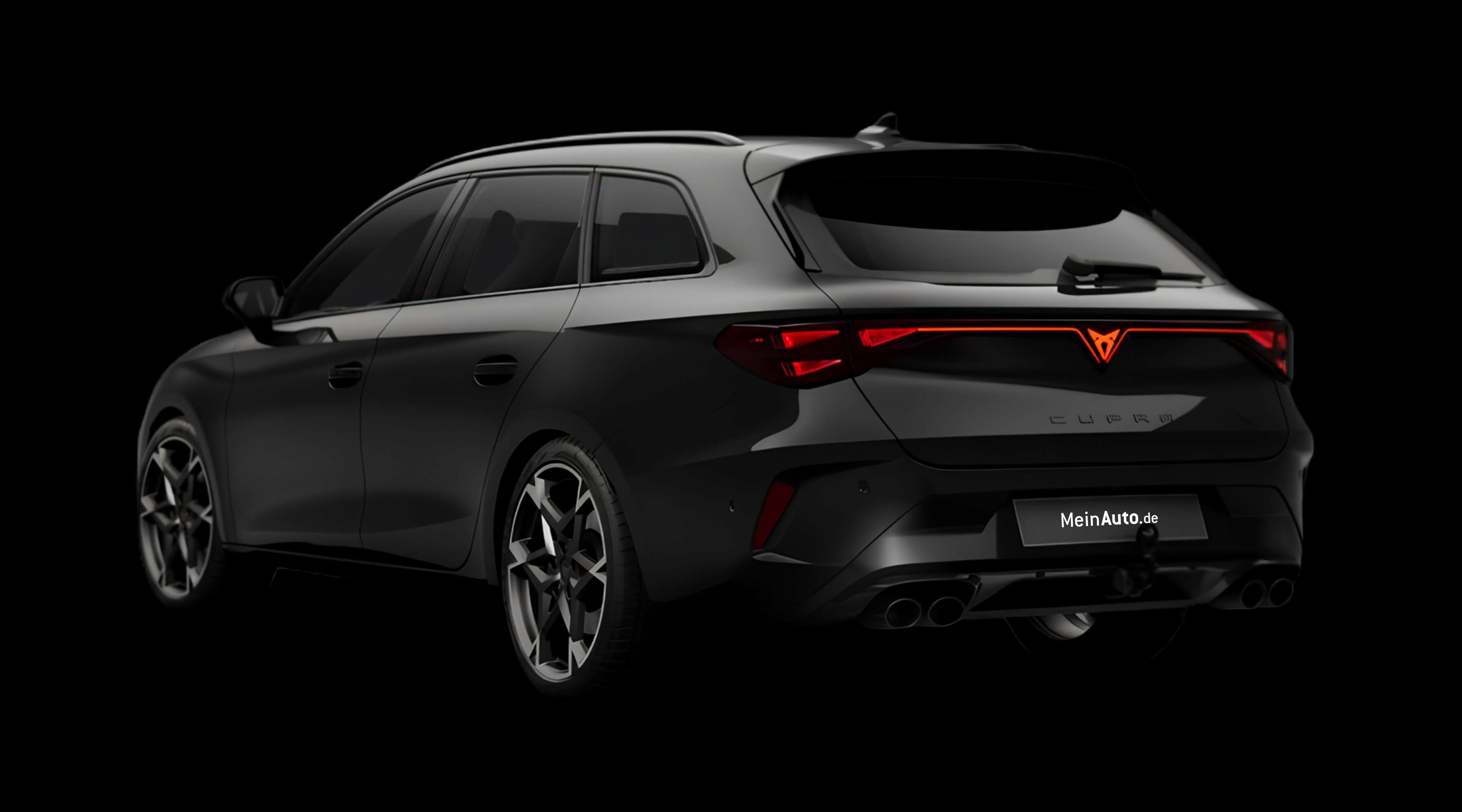 Schräge Heckansicht eines CUPRA Leon, freigestellt