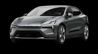 Schräge Frontansicht auf einen Polestar 4 coupé Business, freigestellt