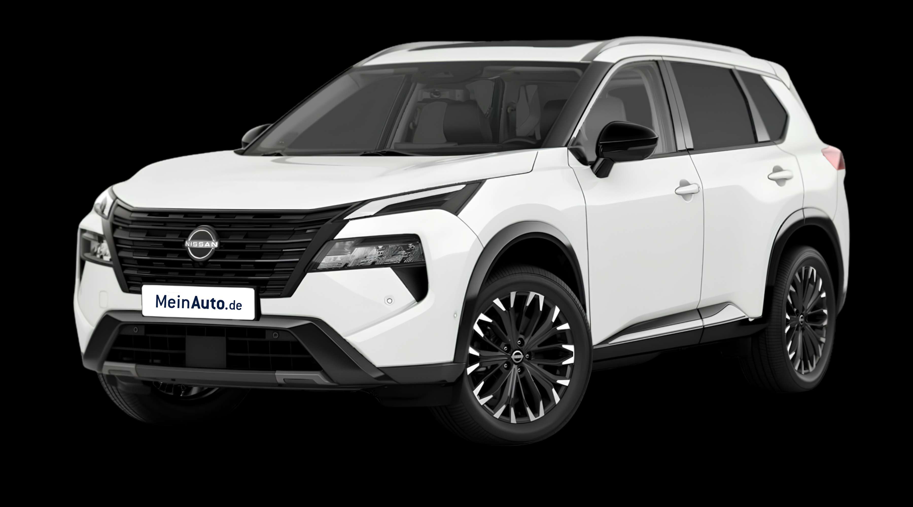 Schräge Frontansicht eines Nissan X-TRAIL, freigestellt