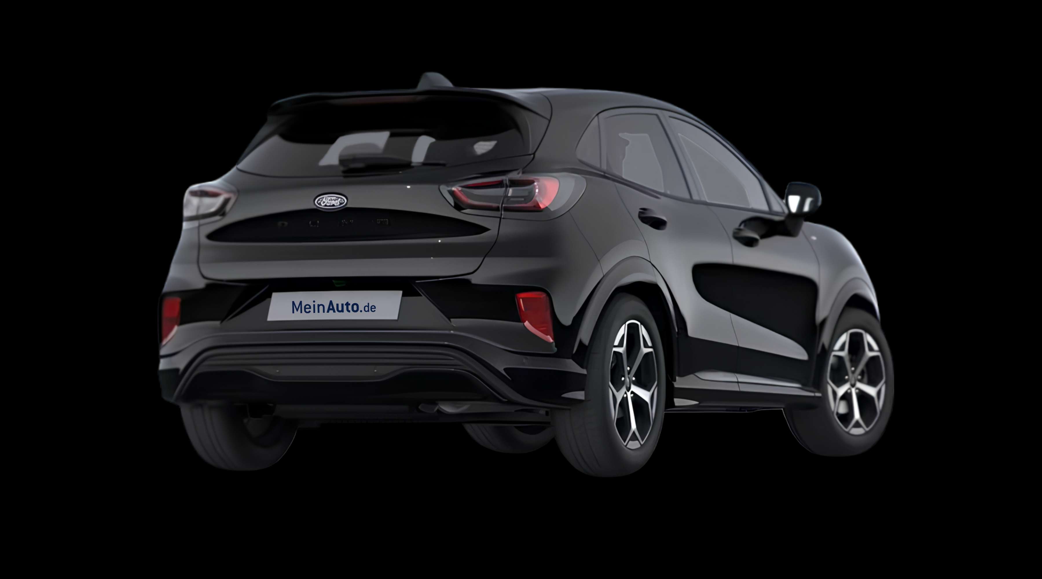 Schräge Heckansicht eines Ford Puma, freigestellt