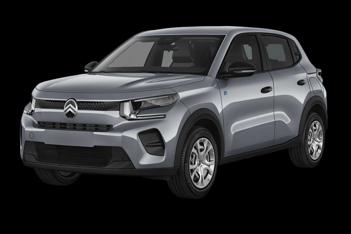 Schräge Frontansicht eines Citroën ë-C3, freigestellt