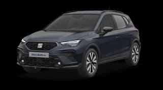 Schräge Frontansicht auf einen SEAT Arona FR, freigestellt