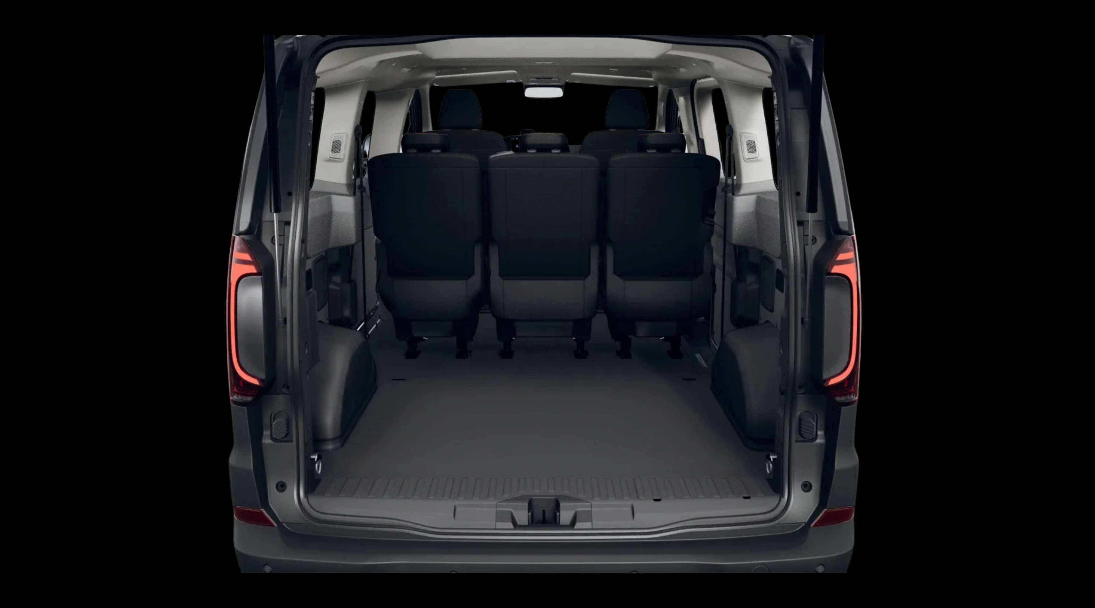 Kofferraum eines Volkswagen e-Transporter