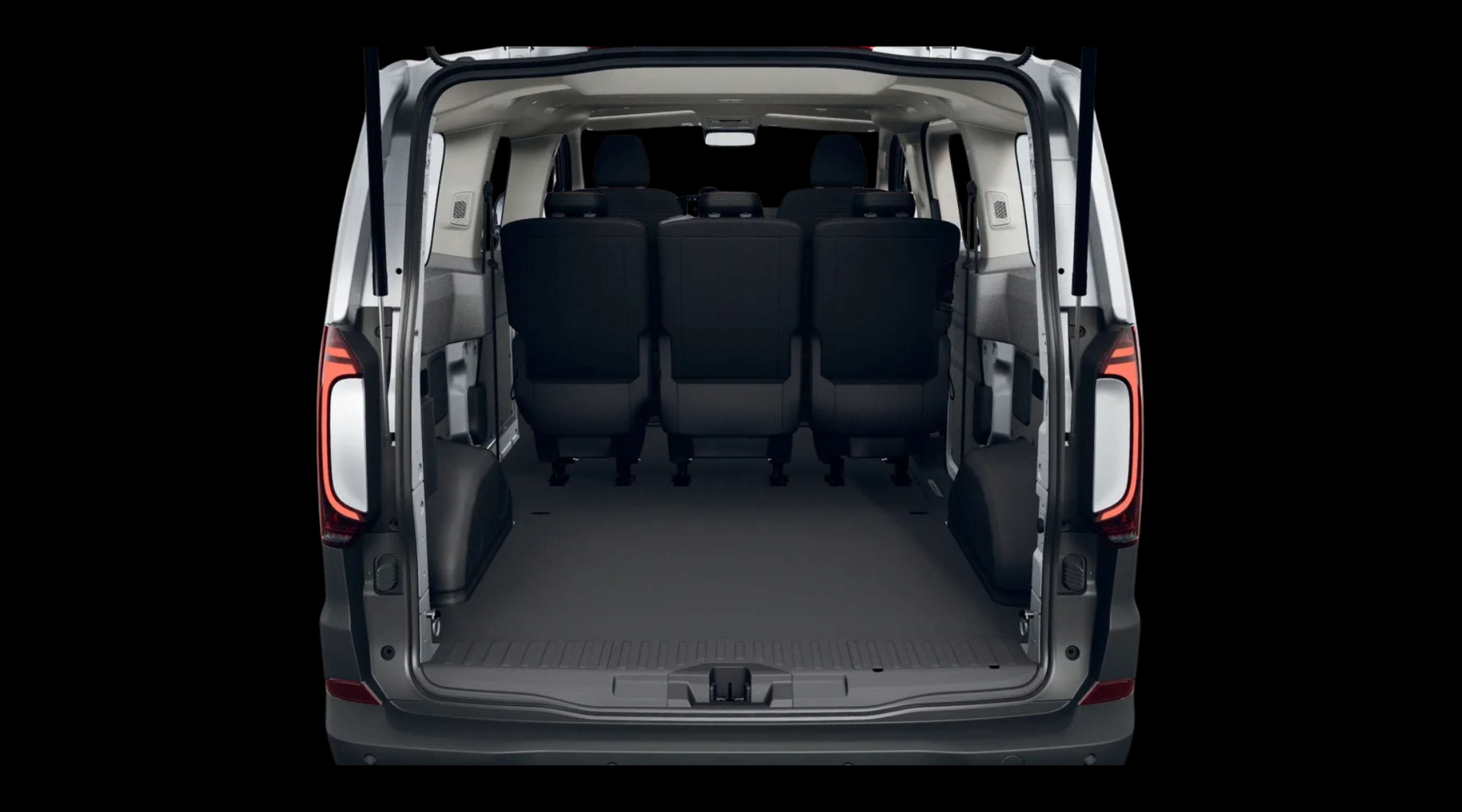 Kofferraum eines Volkswagen e-Transporter