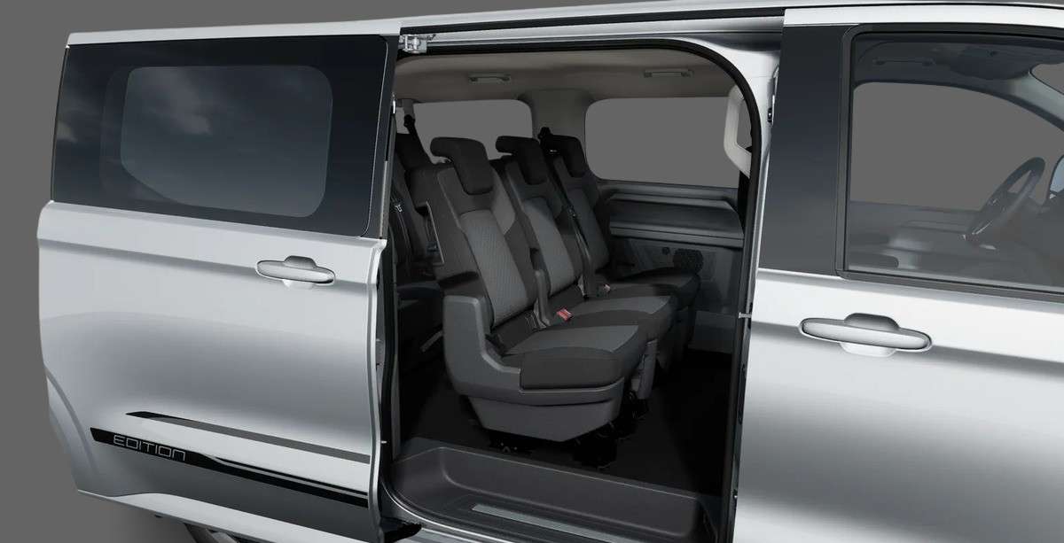 Türen eines Volkswagen e-Caravelle