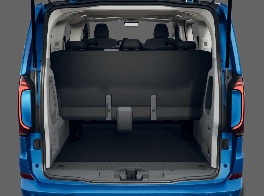 Kofferraum eines Volkswagen e-Caravelle