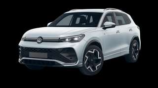 Schräge Frontansicht auf einen Volkswagen Tiguan R-Line, freigestellt