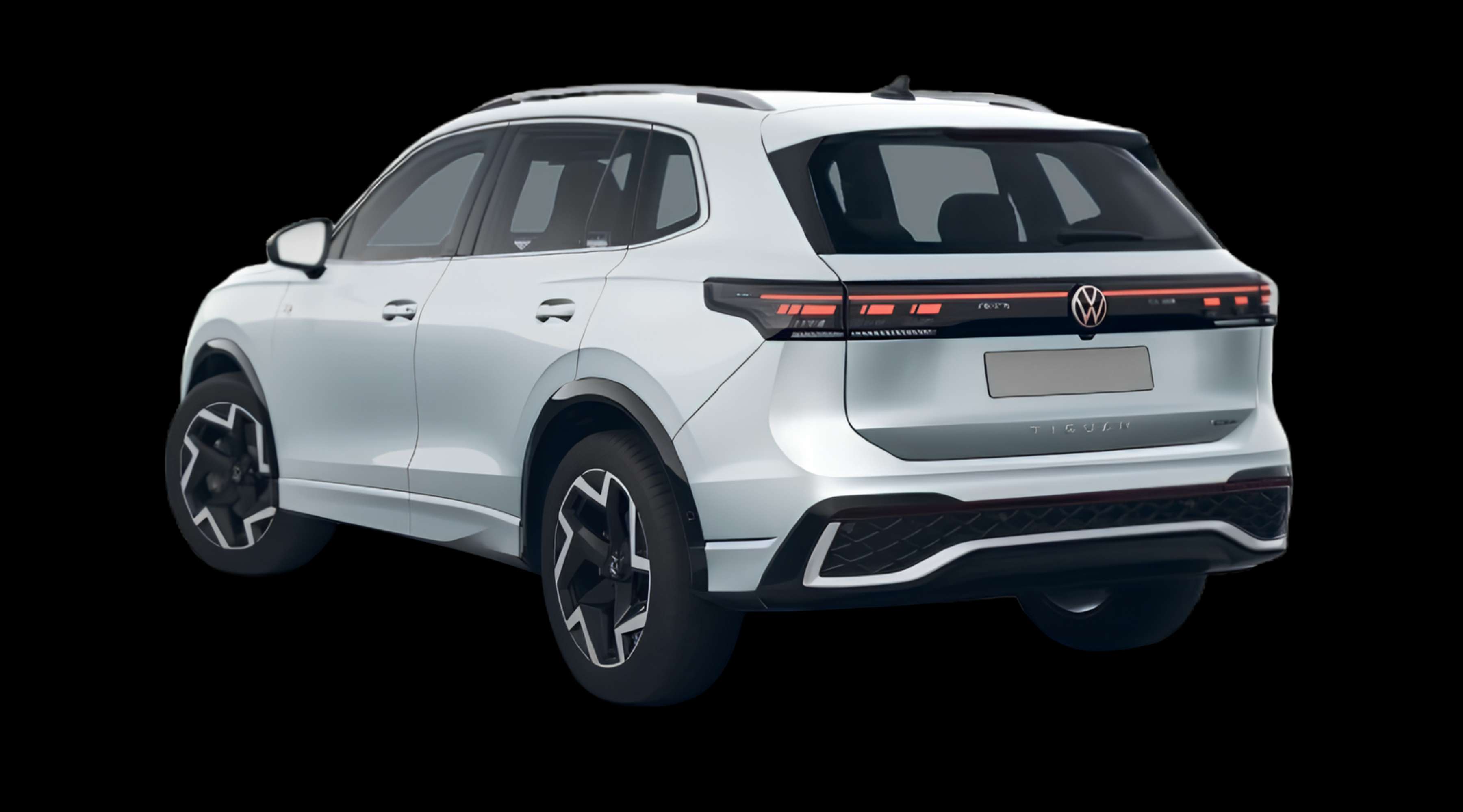 Schräge Heckansicht eines Volkswagen Tiguan, freigestellt