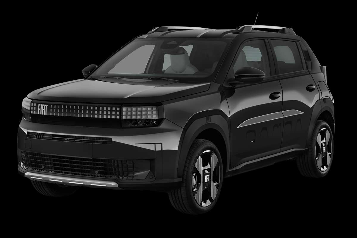 Schräge Frontansicht eines Fiat Grande Panda, freigestellt
