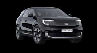 Schräge Frontansicht auf einen Ford Explorer Premium, freigestellt