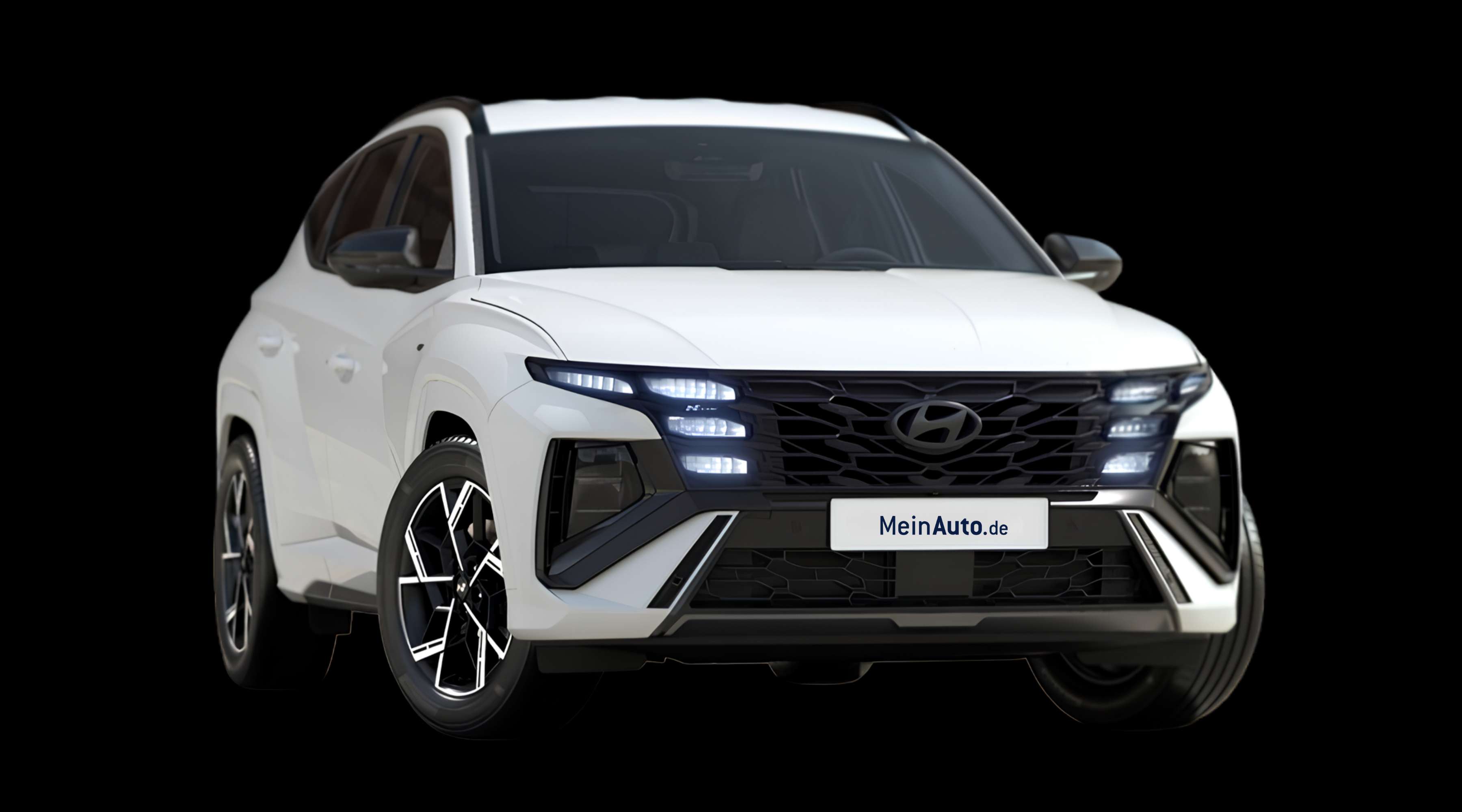 Schräge Frontansicht eines Hyundai Tucson, freigestellt