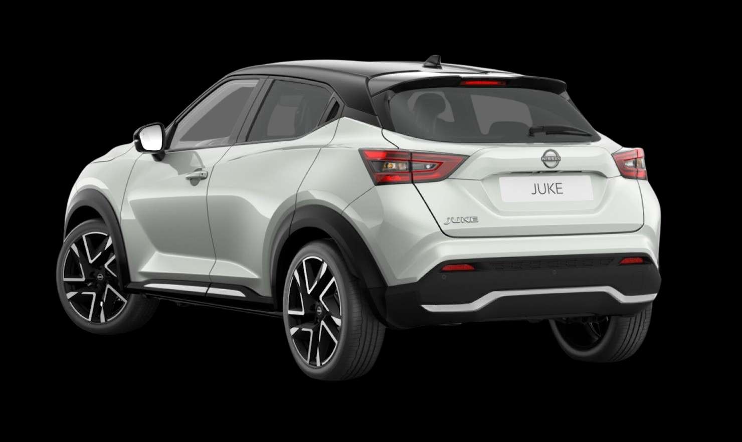 Schräge Heckansicht eines Nissan JUKE, freigestellt