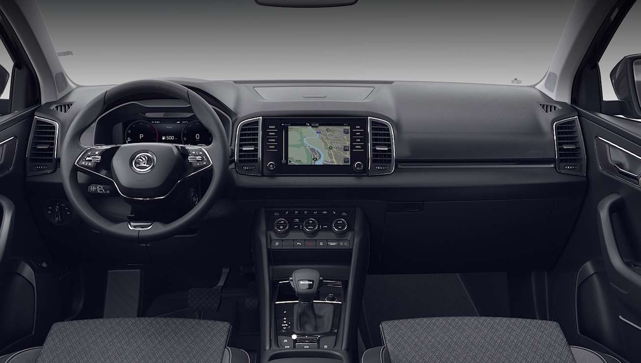 Detailansicht des Lenkrads eines Skoda Karoq