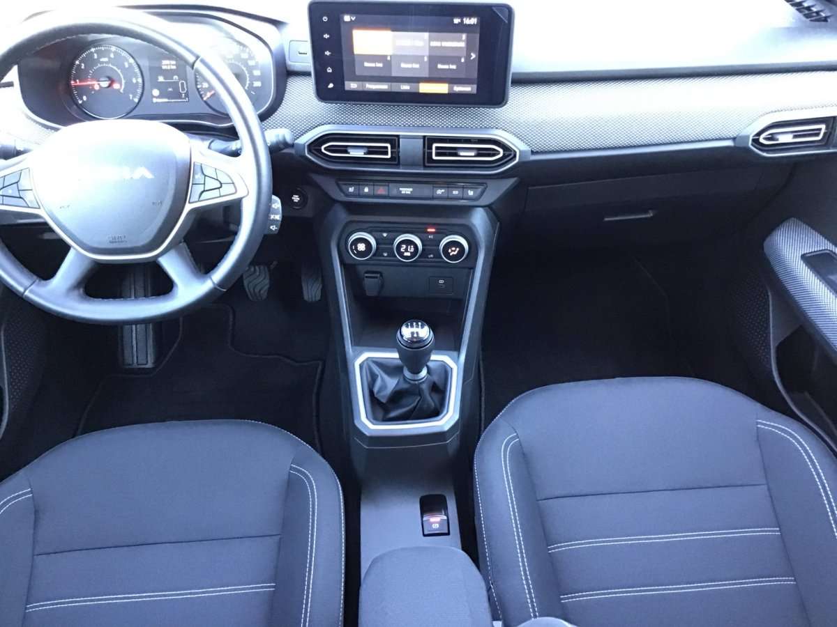 Fahrzeugbild eines Dacia Sandero