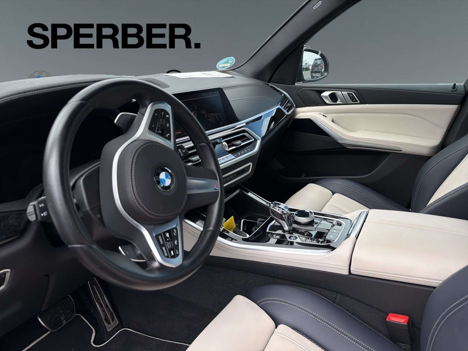 Fahrzeugbild eines BMW X5