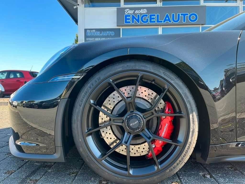 Fahrzeugbild eines Porsche 911
