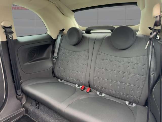 Fahrzeugbild eines Fiat 500