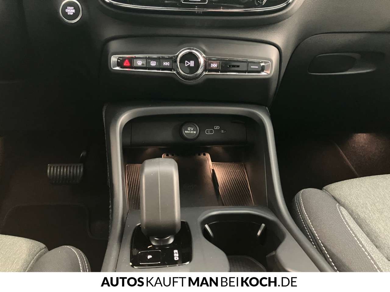 Fahrzeugbild eines Volvo XC40